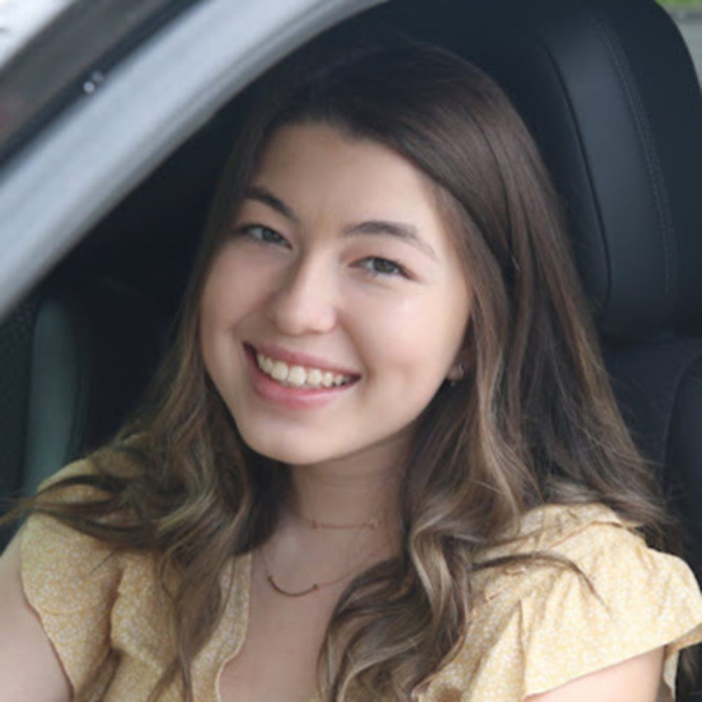 Meet your Posher, Emily
